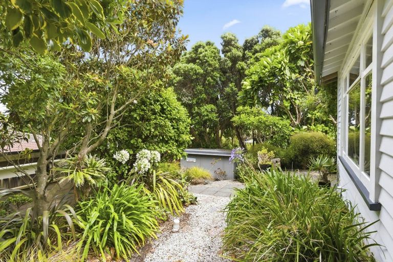 Photo of property in 5a Paneta Street, Paekakariki, 5034