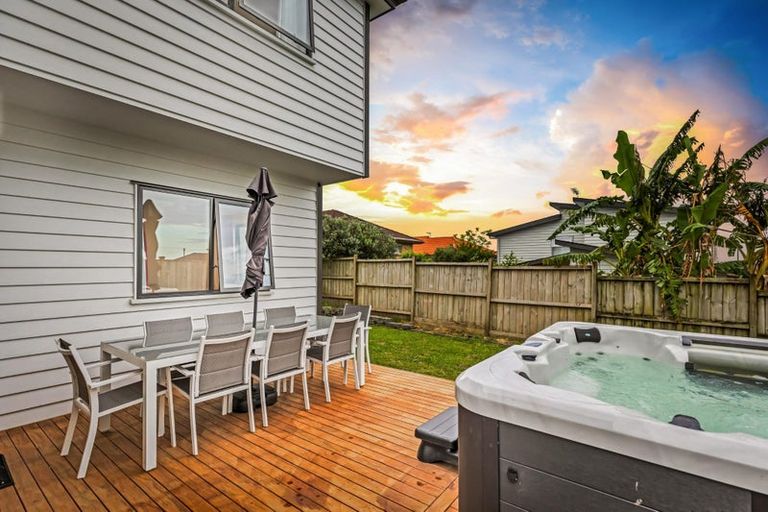 Photo of property in 45 Baumea Rise, Massey, Auckland, 0614