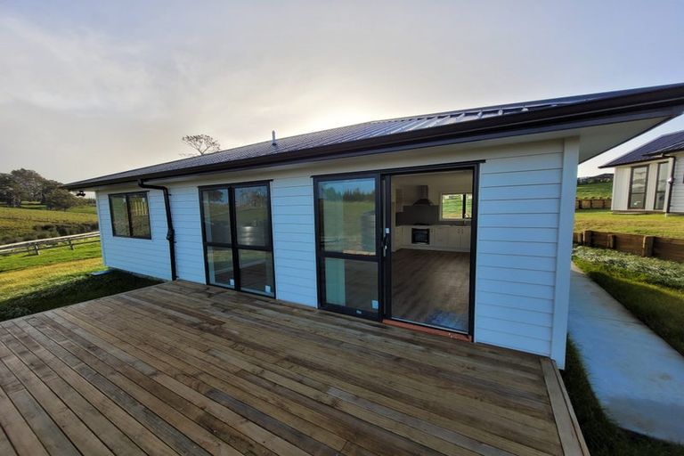 Photo of property in 14 Livery Lane, Taupaki, Henderson, 0782