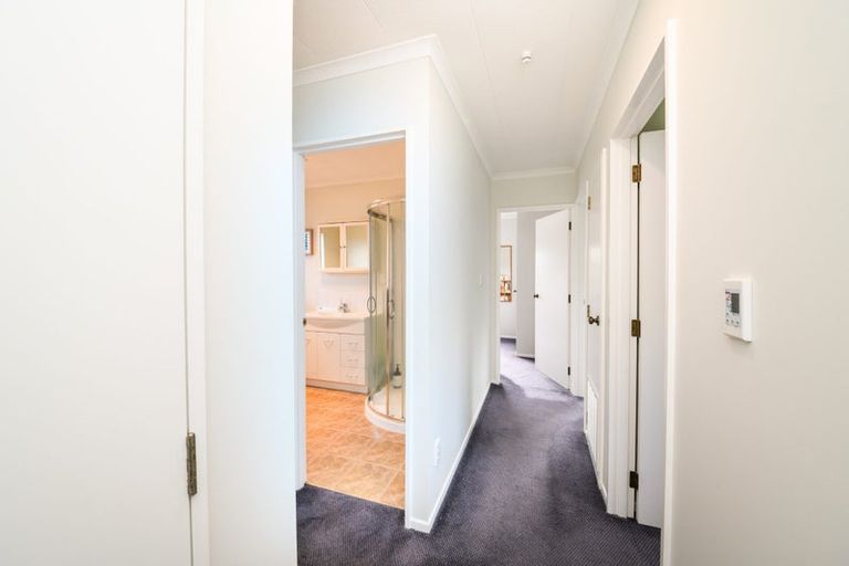 Photo of property in 57 Raglan Avenue, Cloverlea, Palmerston North, 4412