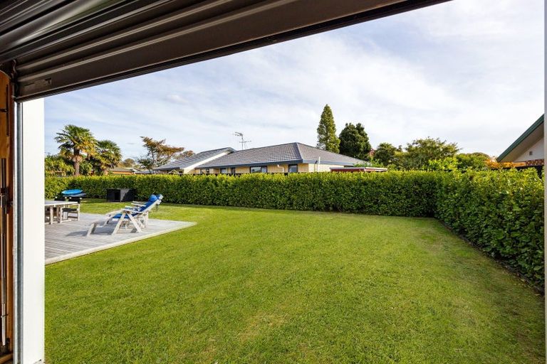 Photo of property in 13 Bellona Place, Flagstaff, Hamilton, 3210