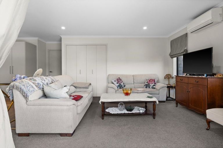 Photo of property in 62a Puketapu Road, Taradale, Napier, 4112