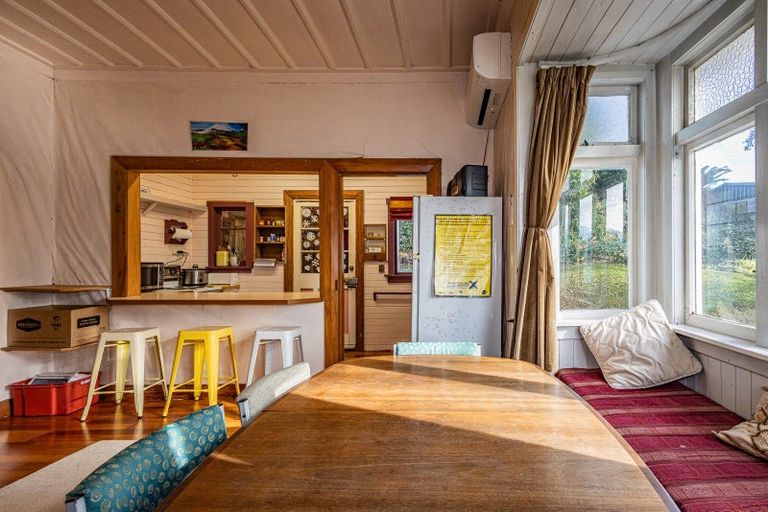 Photo of property in 32 Hukaroa Road, Raetihi, 4632