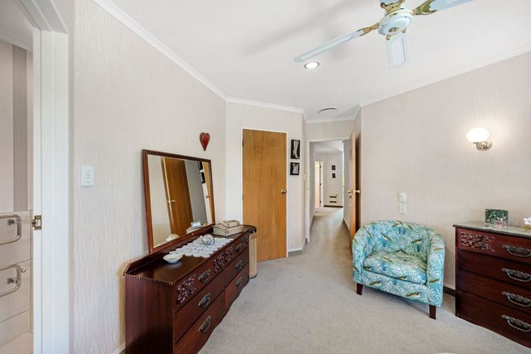 Photo of property in 10 Bishops Close, Greenmeadows, Napier, 4112