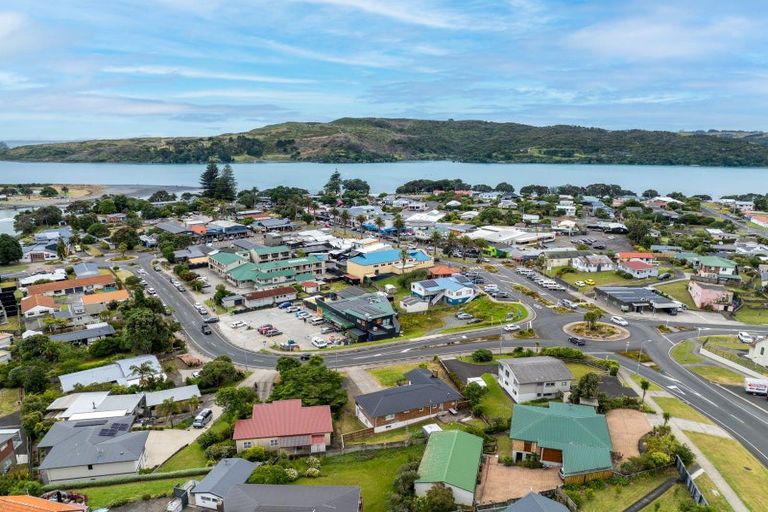 Photo of property in 4 Bankart Street, Raglan, 3225