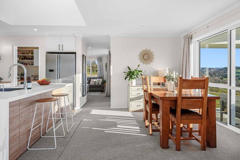 Photo of property in 293 Neudorf Road, Upper Moutere, 7175