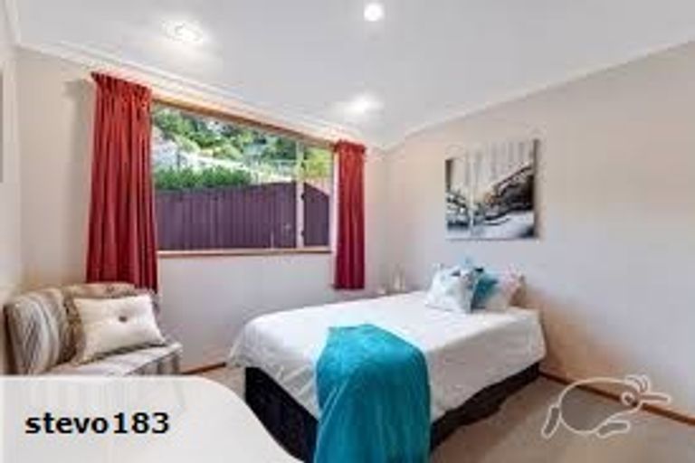 Photo of property in 20a Dalefield Drive, Cashmere, Christchurch, 8022