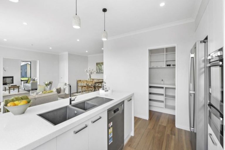 Photo of property in 10 Beak Street, Rolleston, 7615