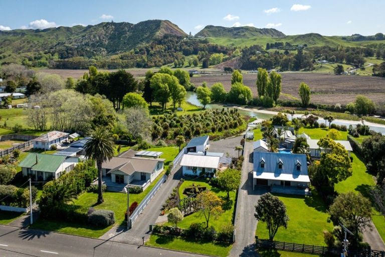 Photo of property in 36 Airini Road, Waimarama, Havelock North, 4294