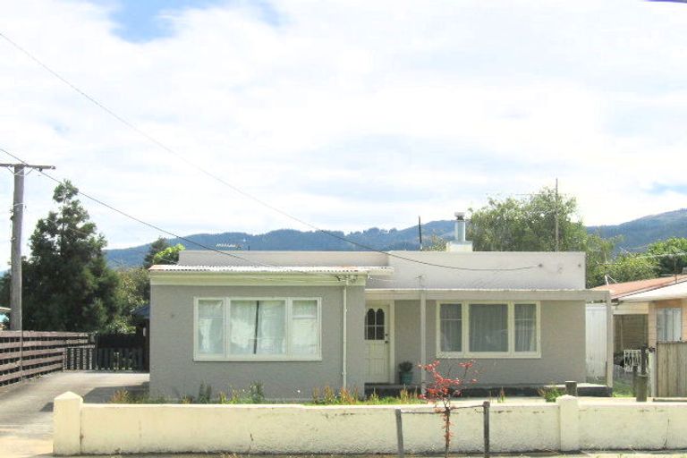 Photo of property in 1/10 Wilford Street, Wallaceville, Upper Hutt, 5018