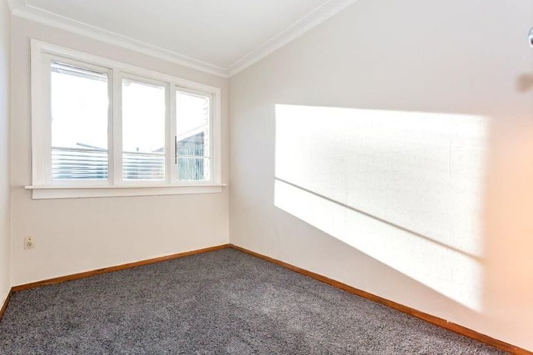 Photo of property in 1/13 Prince Albert Road, Saint Kilda, Dunedin, 9012