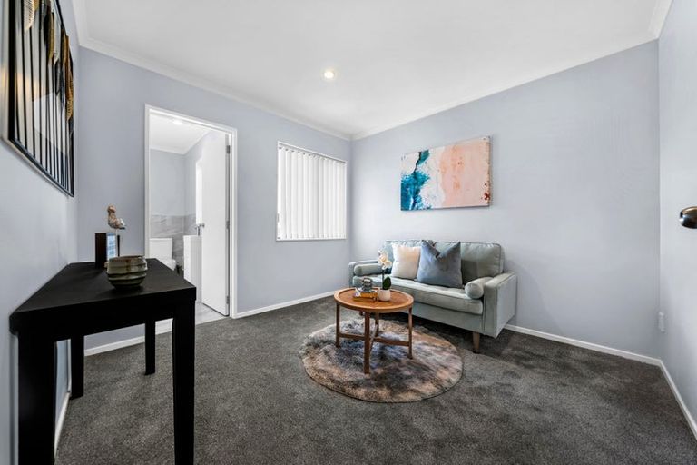 Photo of property in 36a Greenhaven Avenue, Opaheke, Papakura, 2113