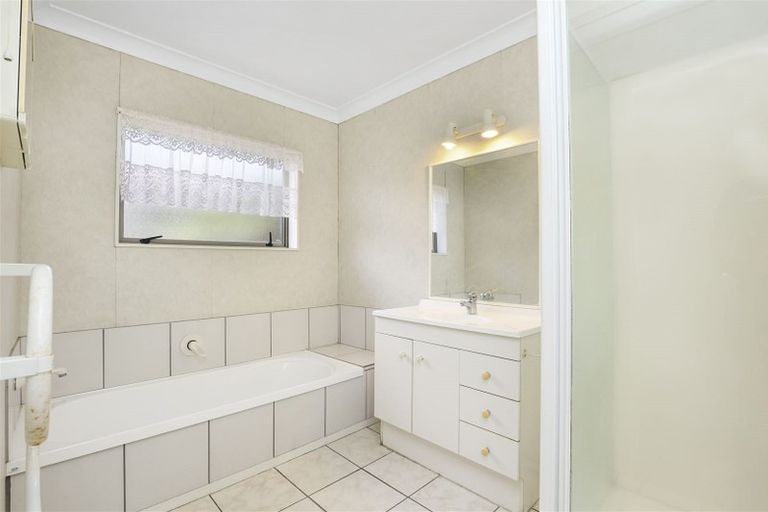 Photo of property in 2a Gillies Avenue, Claudelands, Hamilton, 3214