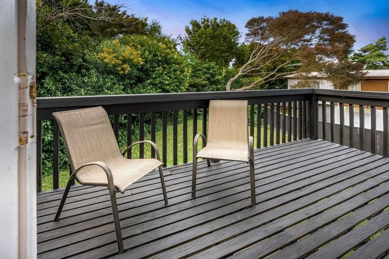 Photo of property in 36 Hartley Terrace, Massey, Auckland, 0614