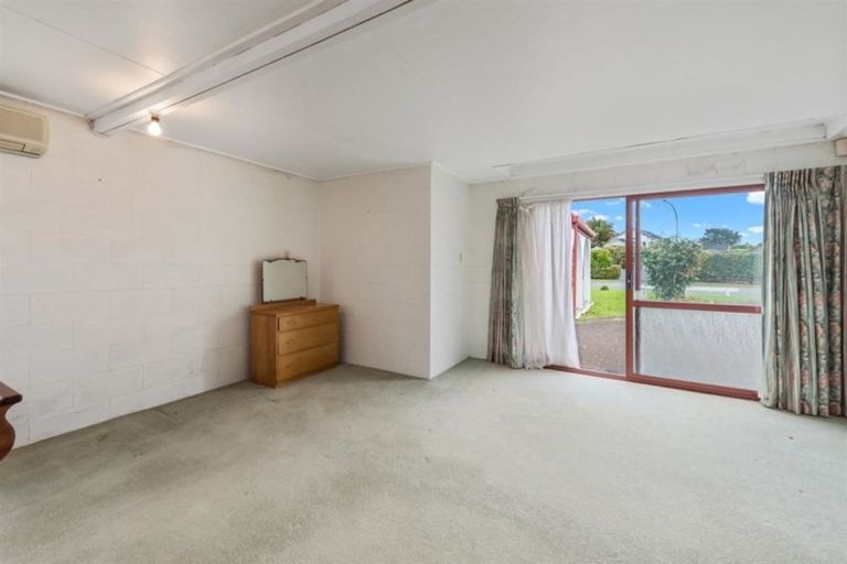 Photo of property in 8a Waitui Grove, Mount Maunganui, 3116