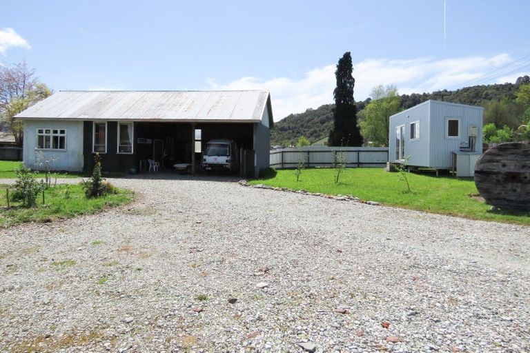 Photo of property in 36-40 Bridge Street, Reefton, 7830