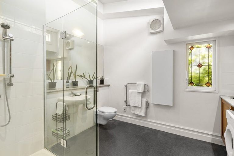 Photo of property in 65 Orangi Kaupapa Road, Northland, Wellington, 6012