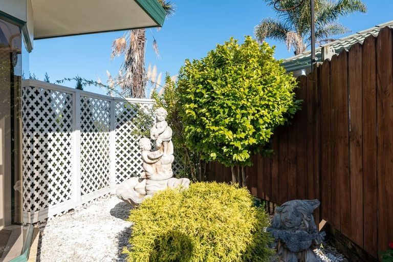 Photo of property in 30 Limerick Place, Dannemora, Auckland, 2016