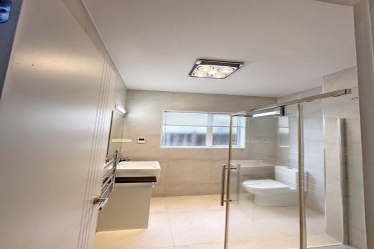 Photo of property in 9 Ballyholey Drive, Flat Bush, Auckland, 2019