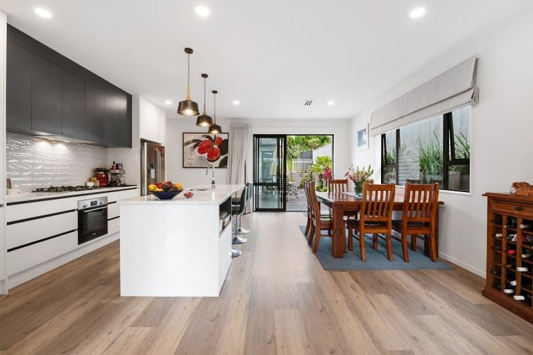 Photo of property in 61 Godfrey Drive, Orewa, 0931