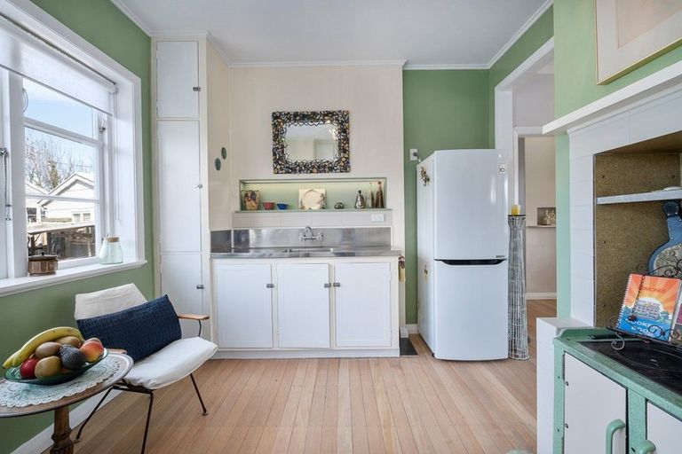 Photo of property in 42 Warwick Street, Mayfield, Blenheim, 7201