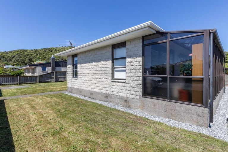 Photo of property in 17 Perotti Street, Greymouth, 7805