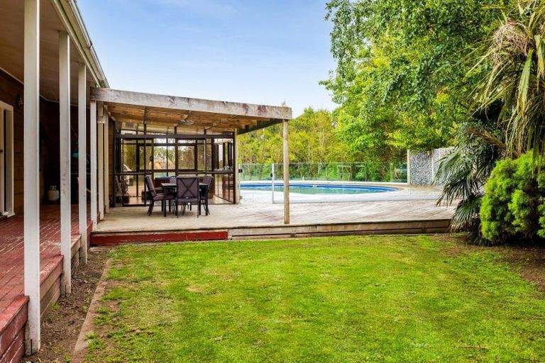 Photo of property in 2 Pikituroa Road, Normanby, Hawera, 4675