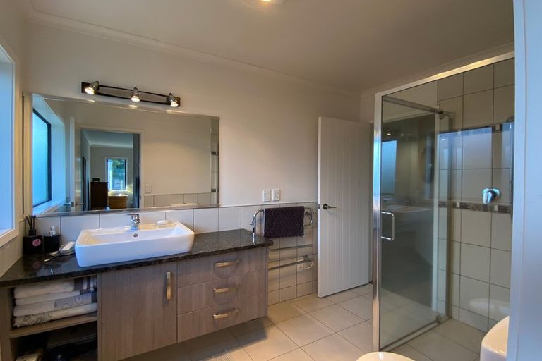 Photo of property in 5 Carroll Place, Owhata, Rotorua, 3010