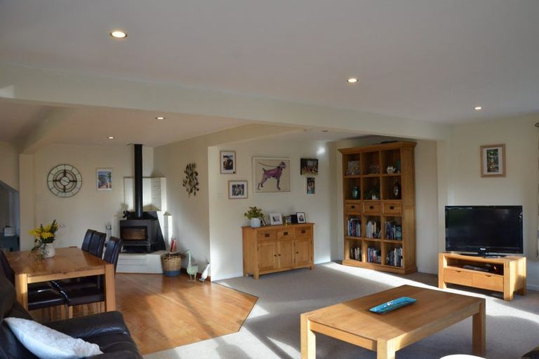 Photo of property in 12 Fairfield Street, Brightwater, 7022