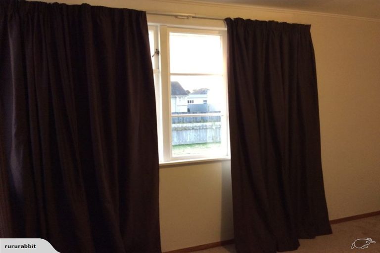 Photo of property in 34 Matipo Street, Castlecliff, Whanganui, 4501