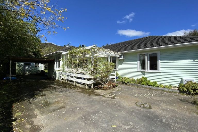 Photo of property in 96 Hair Street, Wainuiomata, Lower Hutt, 5014