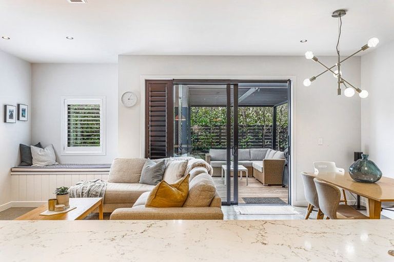 Photo of property in 96 Buckley Avenue, Hobsonville, Auckland, 0616