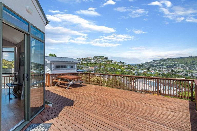 Photo of property in 19a Pelorous Street, Paparangi, Wellington, 6037