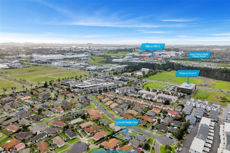 Photo of property in 13 Eroni Clarke Close, Flat Bush, Auckland, 2019