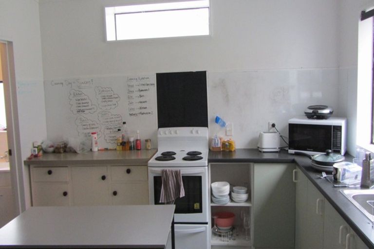 Photo of property in 92 Forth Street, North Dunedin, Dunedin, 9016