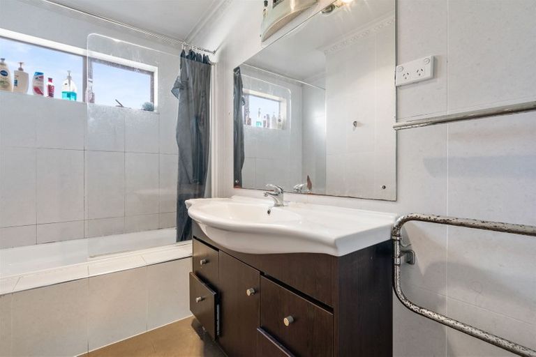 Photo of property in 5a Picton Street, Papatoetoe, Auckland, 2024