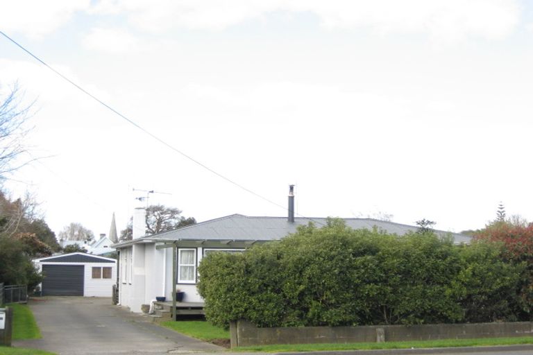 Photo of property in 172 Bridge Street, Bulls, 4818