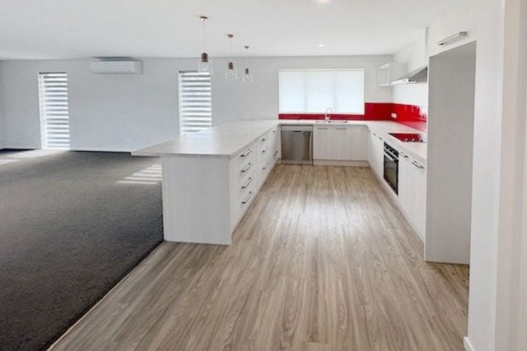 Photo of property in 7 Lewis Close, Rangiora, 7400