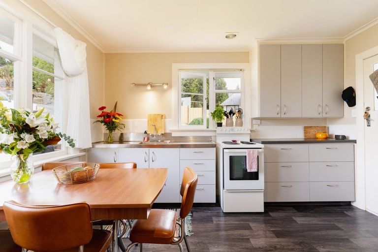 Photo of property in 17 Salisbury Road, Bradford, Dunedin, 9011