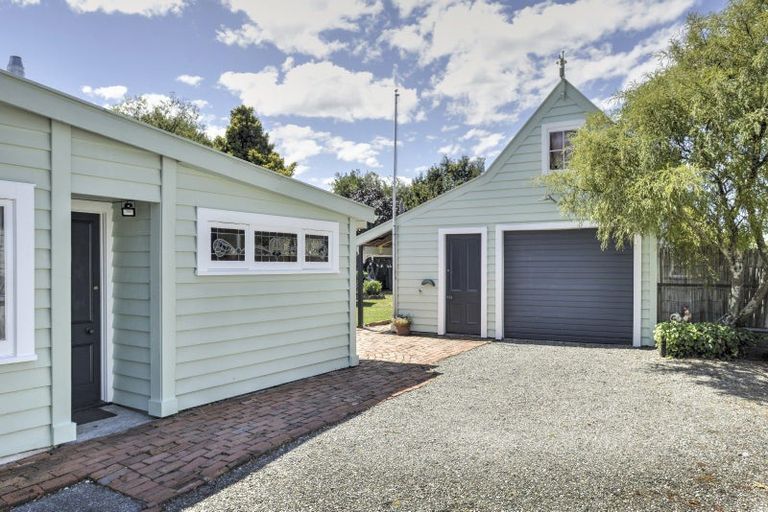 Photo of property in 188 Belvedere Road, Carterton, 5713