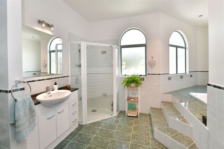 Photo of property in 4 Kensington Terrace, Gulf Harbour, Whangaparaoa, 0930