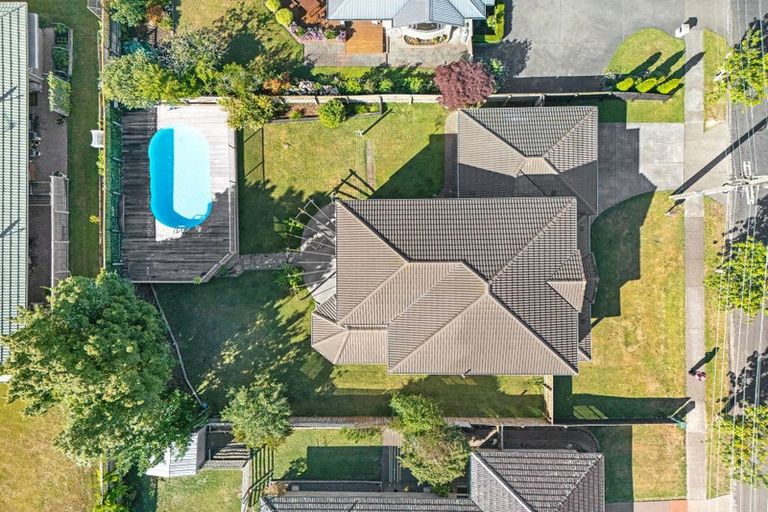 Photo of property in 28 Arataki Road, Havelock North, 4130