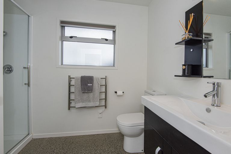 Photo of property in 28d Marram Place, Mangawhai Heads, Mangawhai, 0505