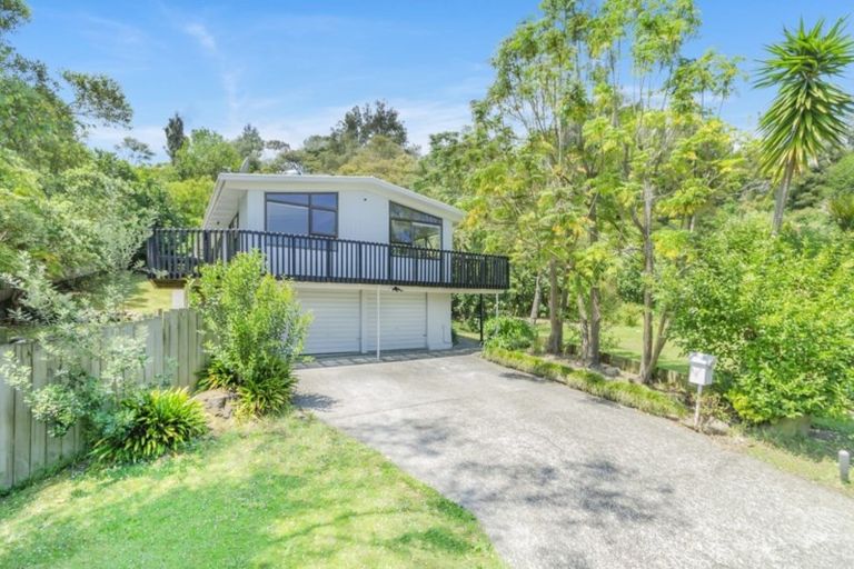 Photo of property in 19 Chrisarda Place, Red Hill, Papakura, 2110