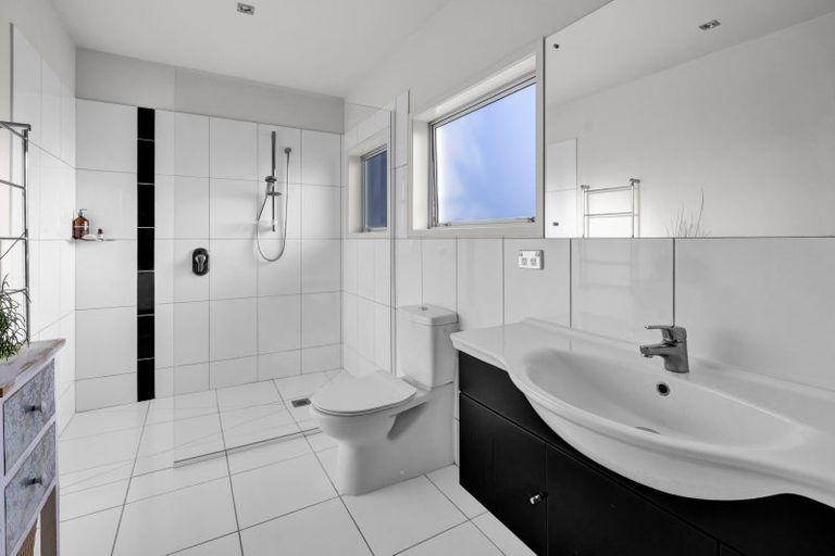 Photo of property in 1a Dorset Street, Opunake, 4616