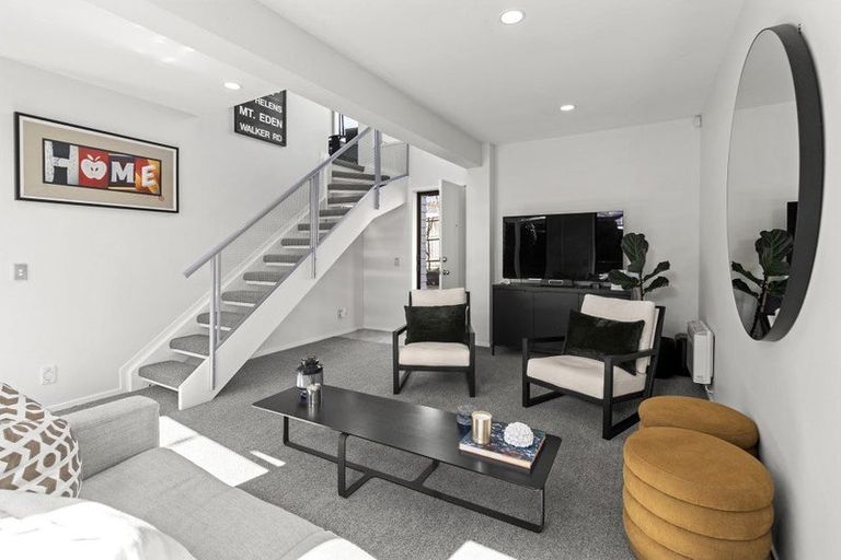 Photo of property in 4/5 Hepburn Street, Freemans Bay, Auckland, 1011