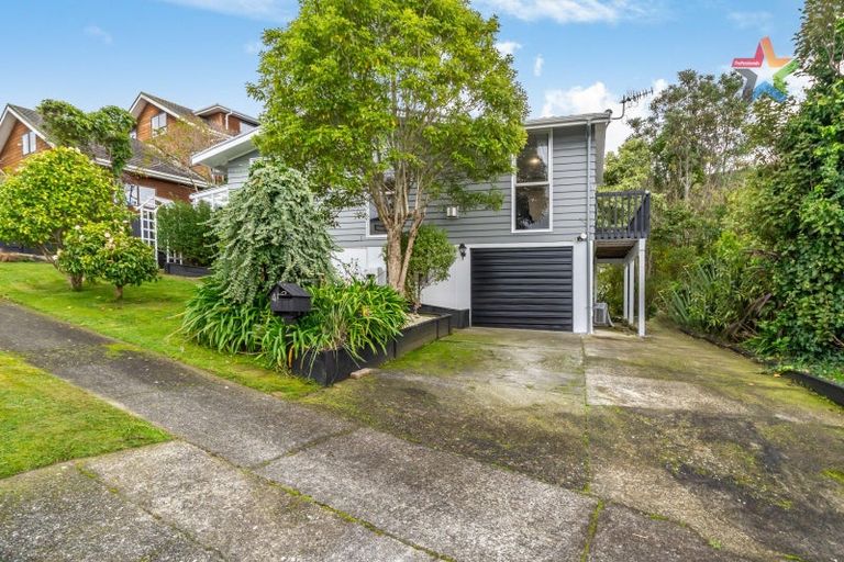 Photo of property in 4 Westpoint Avenue, Harbour View, Lower Hutt, 5010