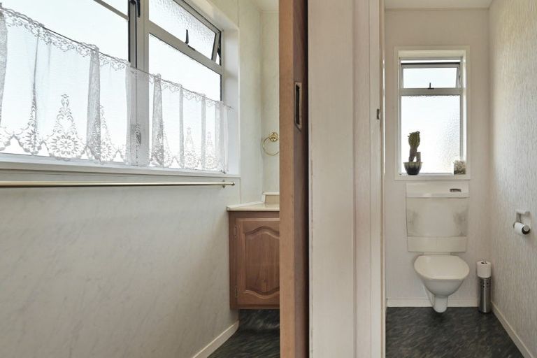Photo of property in 112 Lyndhurst Road, Frimley, Hastings, 4120