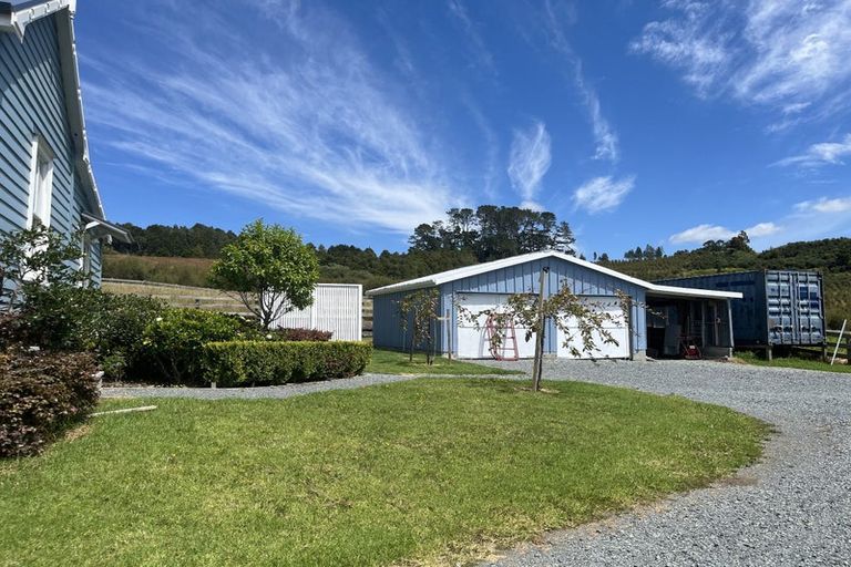 Photo of property in 576 Millbrook Road, Waipu, 0582
