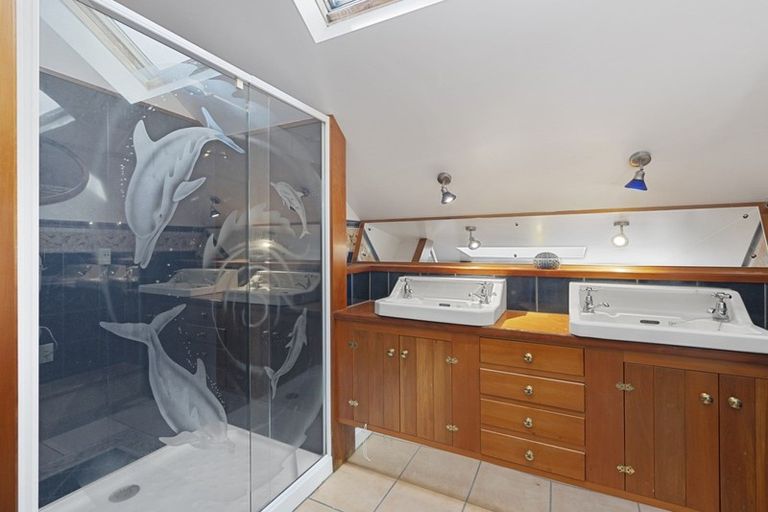 Photo of property in 16 Hope Avenue, Russell, 0202